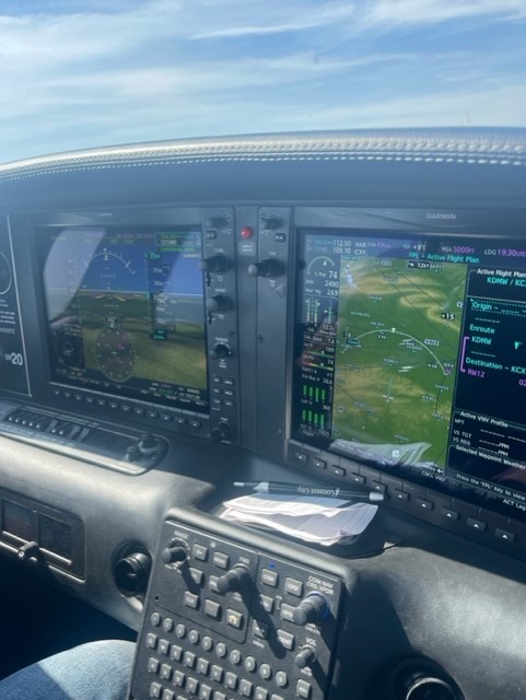N226JH Cirrus 22 with Perspective Avionics