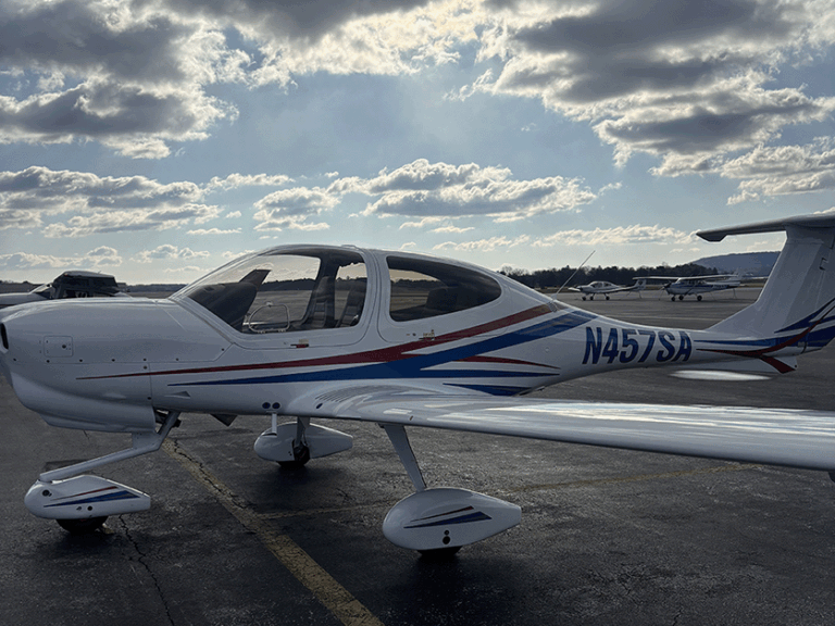 N457SA Exterior
